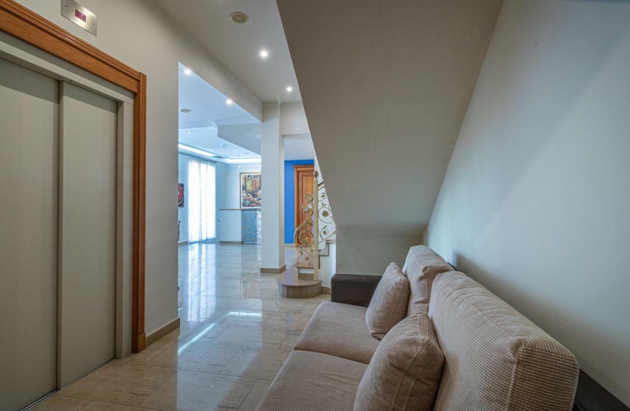 Apartaments Bt Vent De Garbi Empuriabrava Ngoại thất bức ảnh